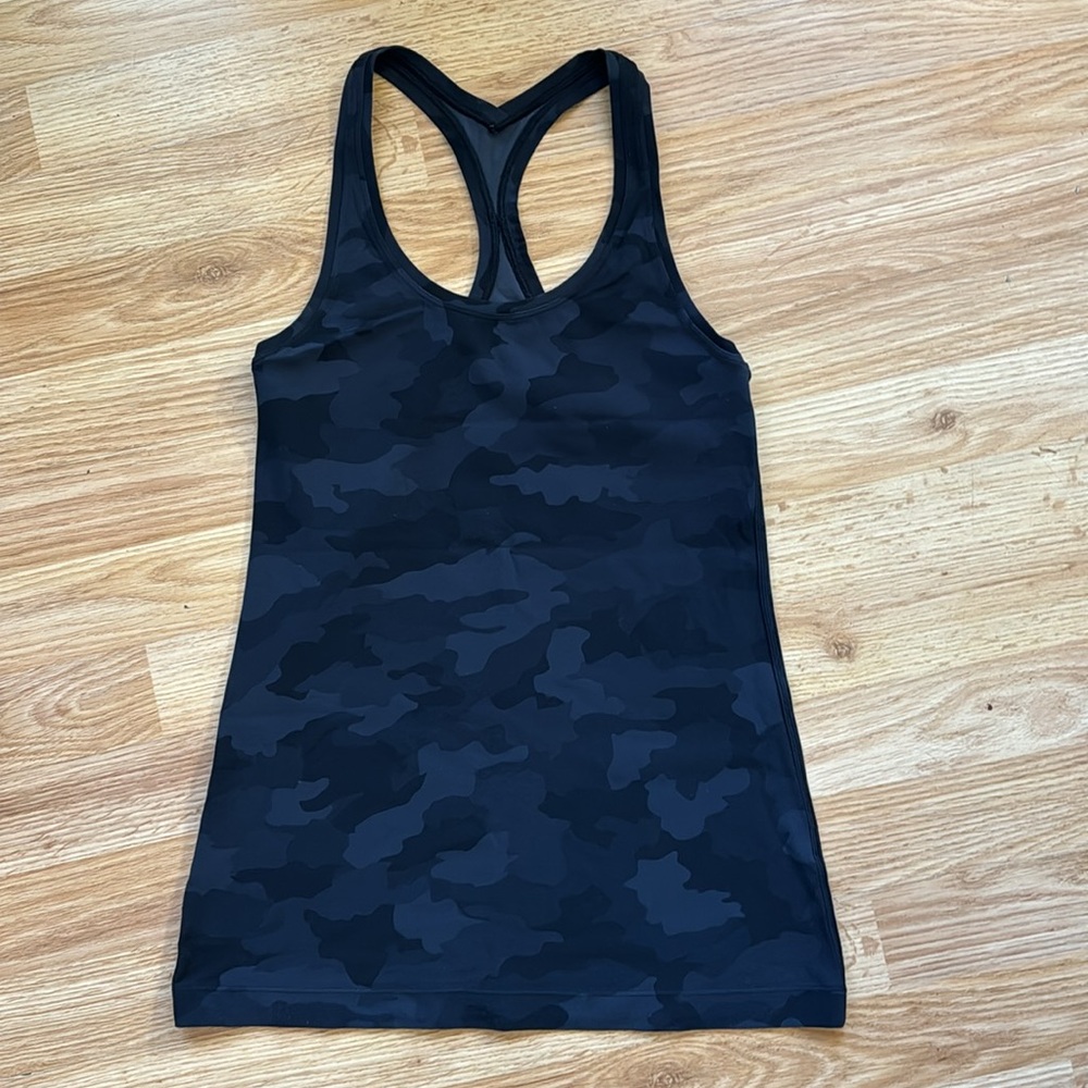 Lululemon Align Tank - size 8